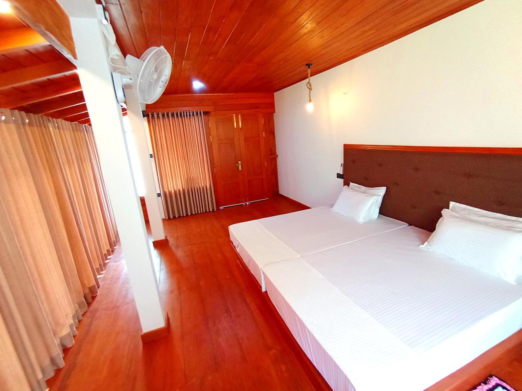 Thusara Guesthouse Mirissa Eksteriør billede